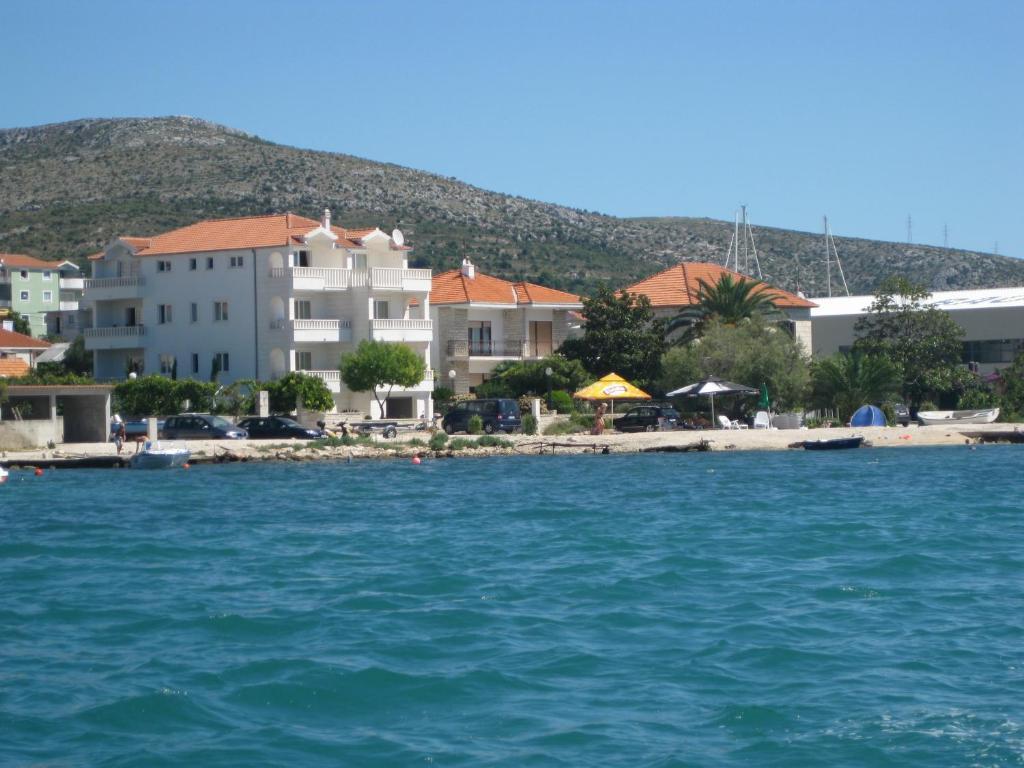 Apartments Amor Trogir Extérieur photo