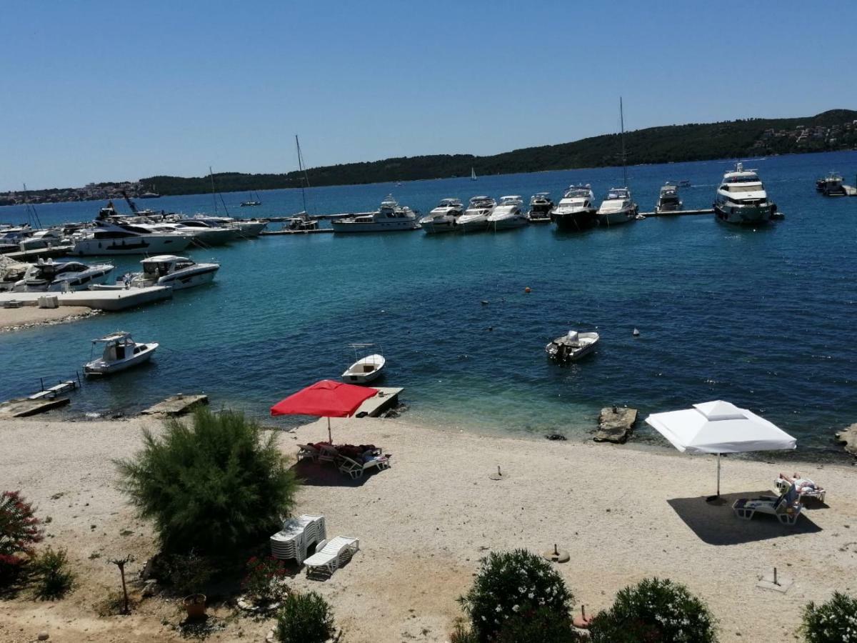 Apartments Amor Trogir Extérieur photo